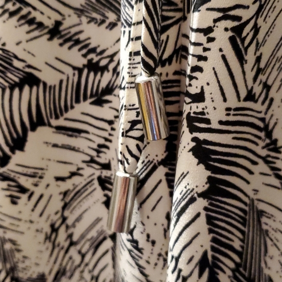 Banana Republic Spaghetti Strap Jumper - Picture 6 of 17